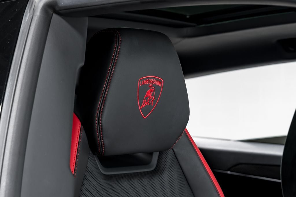 2023 Lamborghini Urus Performante - Photo 41
