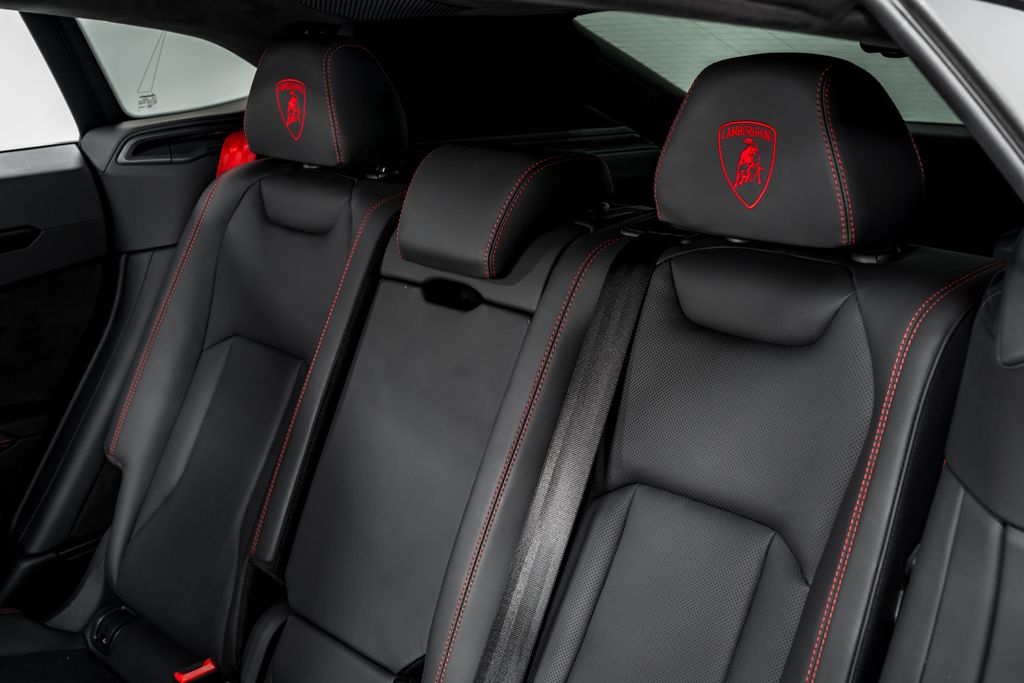 used 2023 Lamborghini Urus car, priced at $248,999