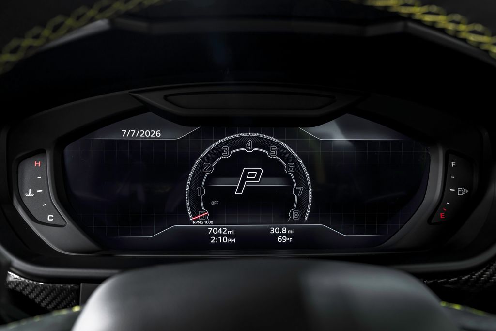 2024 Lamborghini Urus Performante - Photo 14
