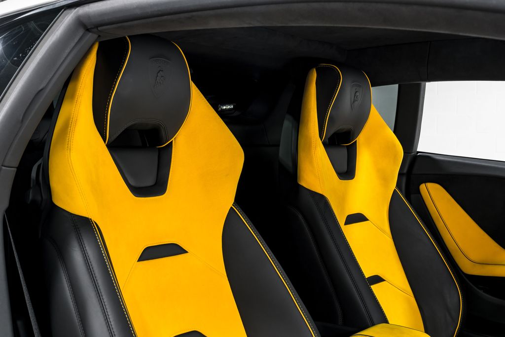 2022 Lamborghini Huracan EVO - Photo 35