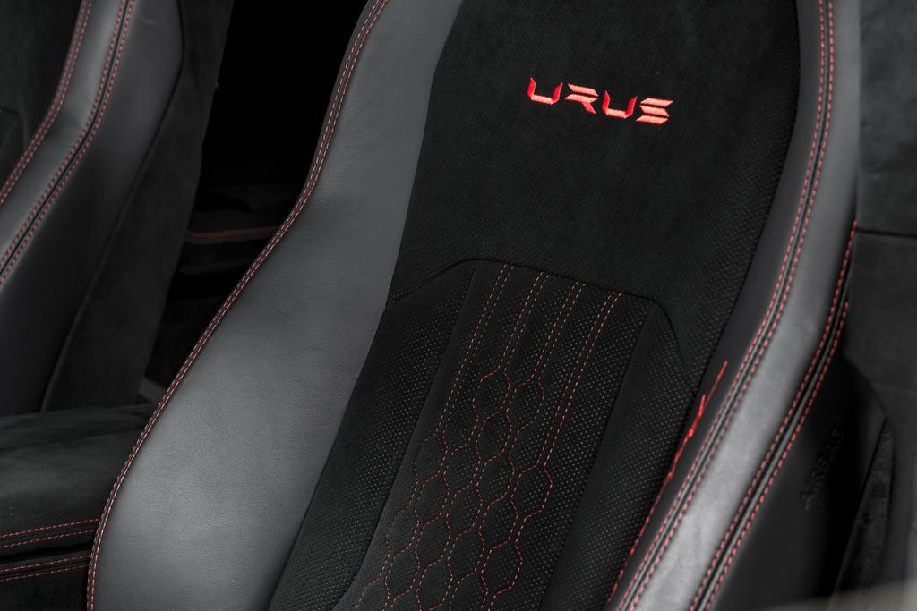 2023 Lamborghini Urus Performante - Photo 22