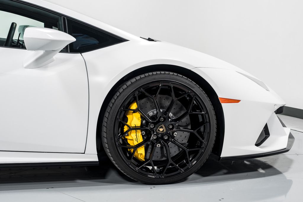 2022 Lamborghini Huracan EVO - Photo 45