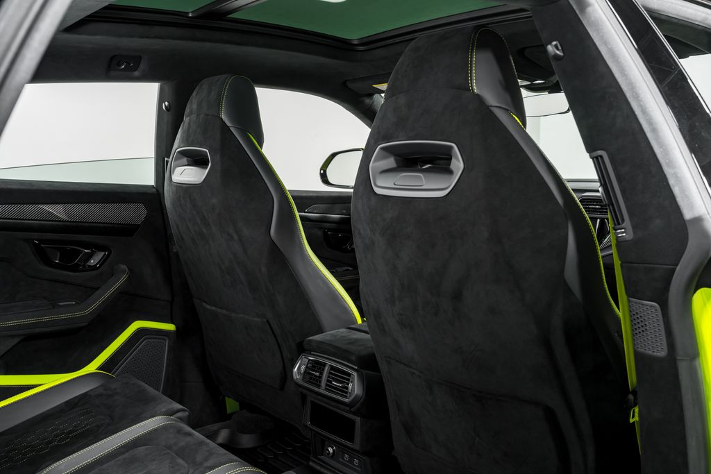 2024 Lamborghini Urus Performante - Photo 35