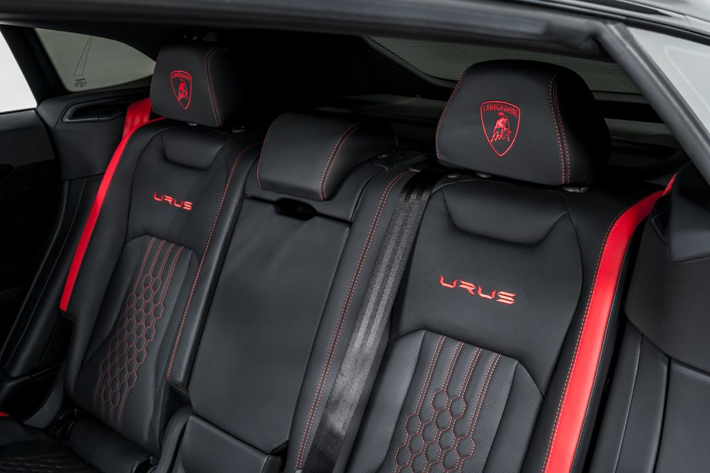 2023 Lamborghini Urus Performante - Photo 33