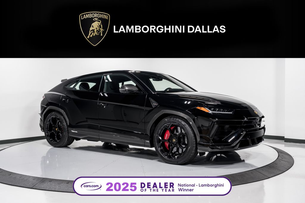2023 Lamborghini Urus Performante's photo