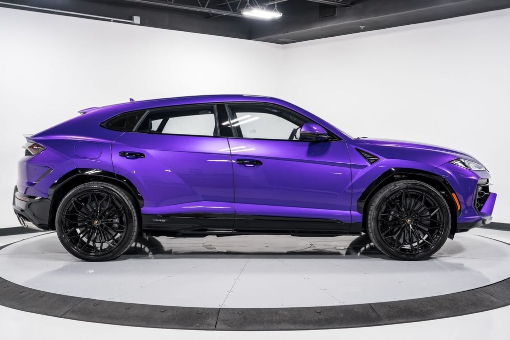 Used 2025 Lamborghini Urus SE SUV