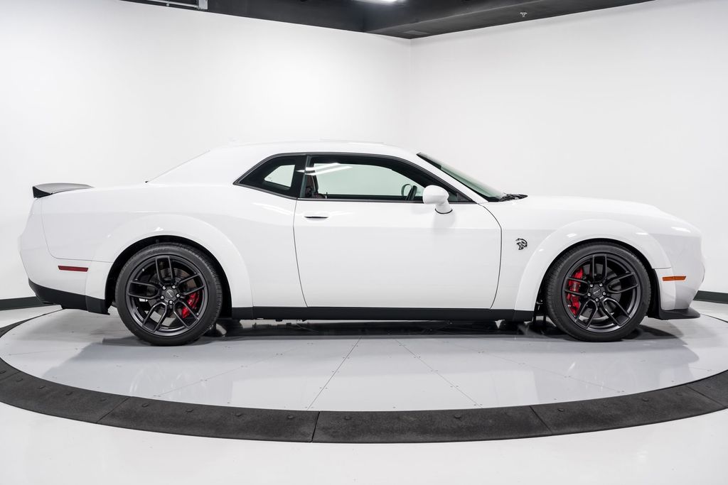 2019 Dodge Challenger SRT8 Hellcat Redeye Widebody photo 2