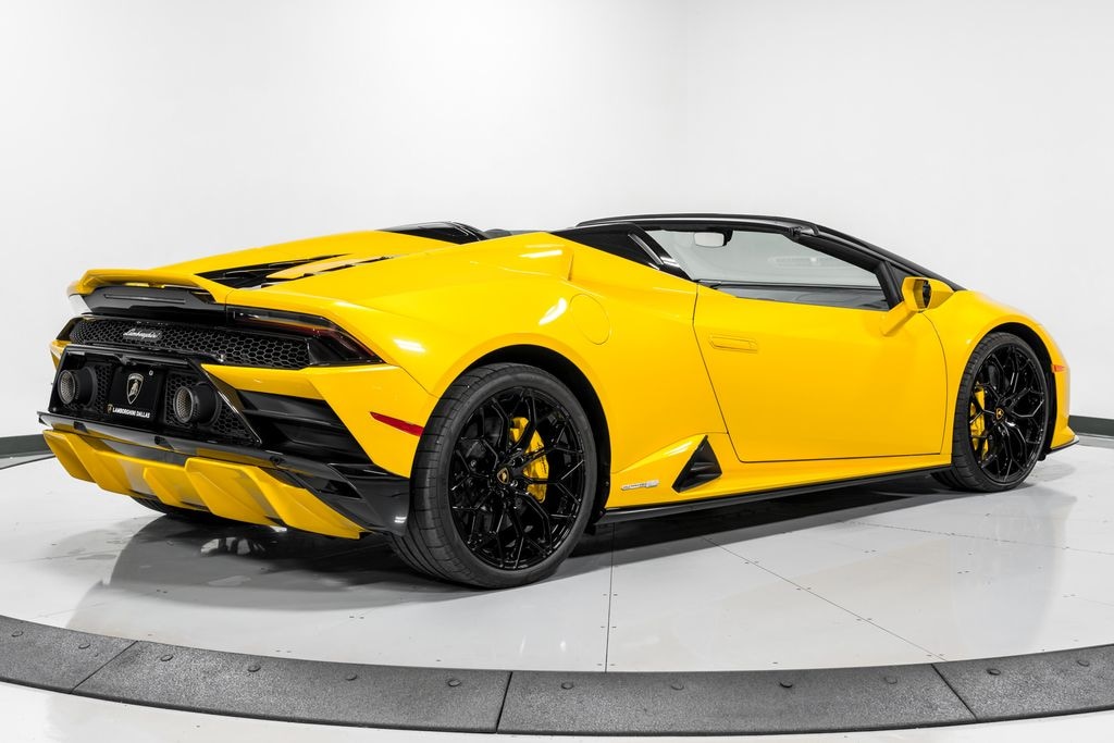 Used 2022 Lamborghini Huracan EVO Spyder RWD Convertible