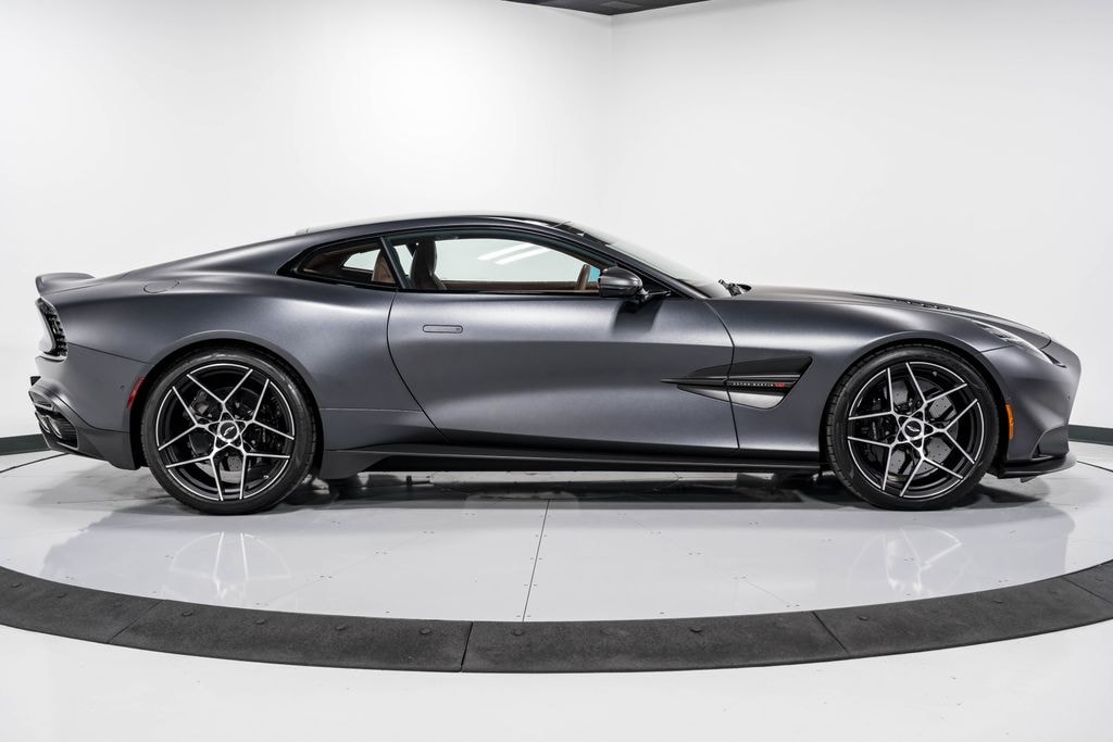 Used 2025 Aston Martin Vanquish V12 Coupe