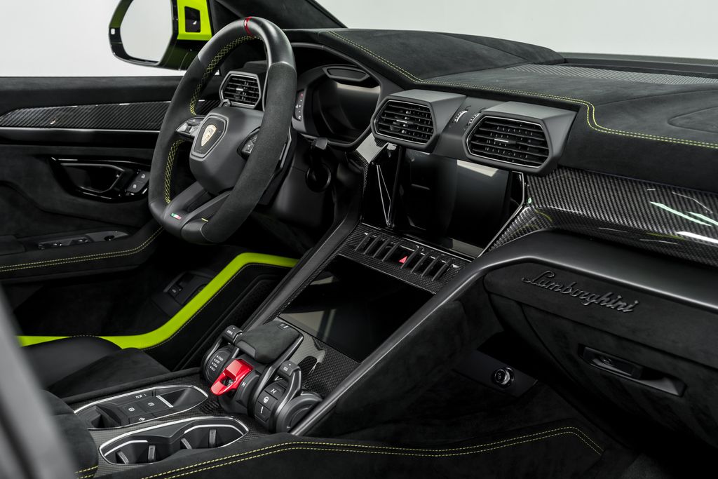 2024 Lamborghini Urus Performante - Photo 37
