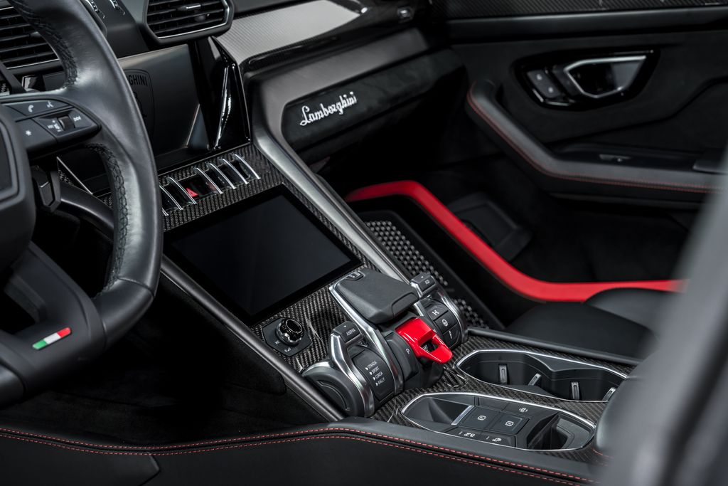 2023 Lamborghini Urus Performante - Photo 23