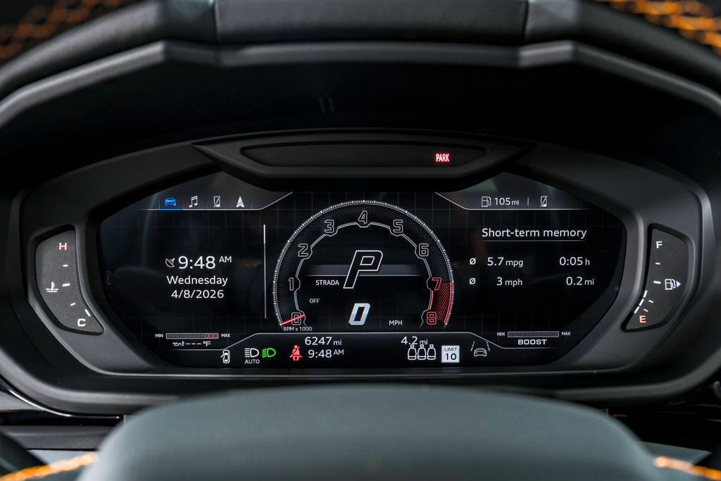 2023 Lamborghini Urus S - Photo 16