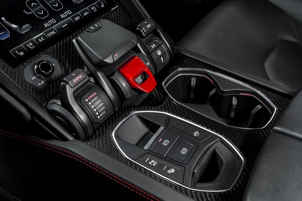 used 2023 Lamborghini Urus car, priced at $248,999