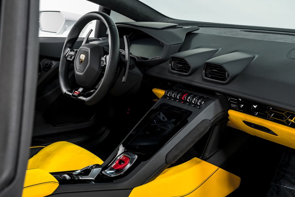 2022 Lamborghini Huracan EVO - Photo 32