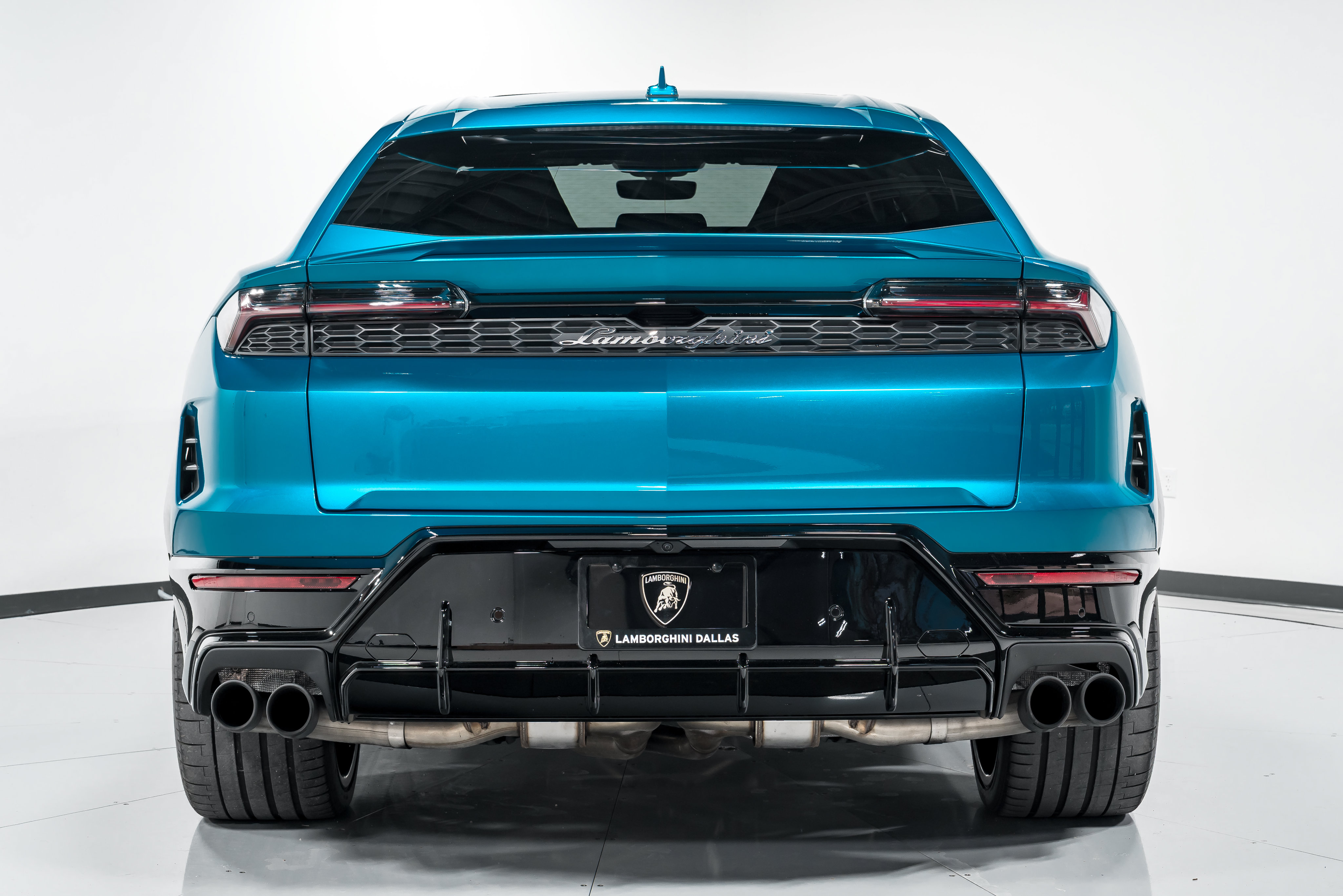 Used 2025 Lamborghini Urus SE SUV