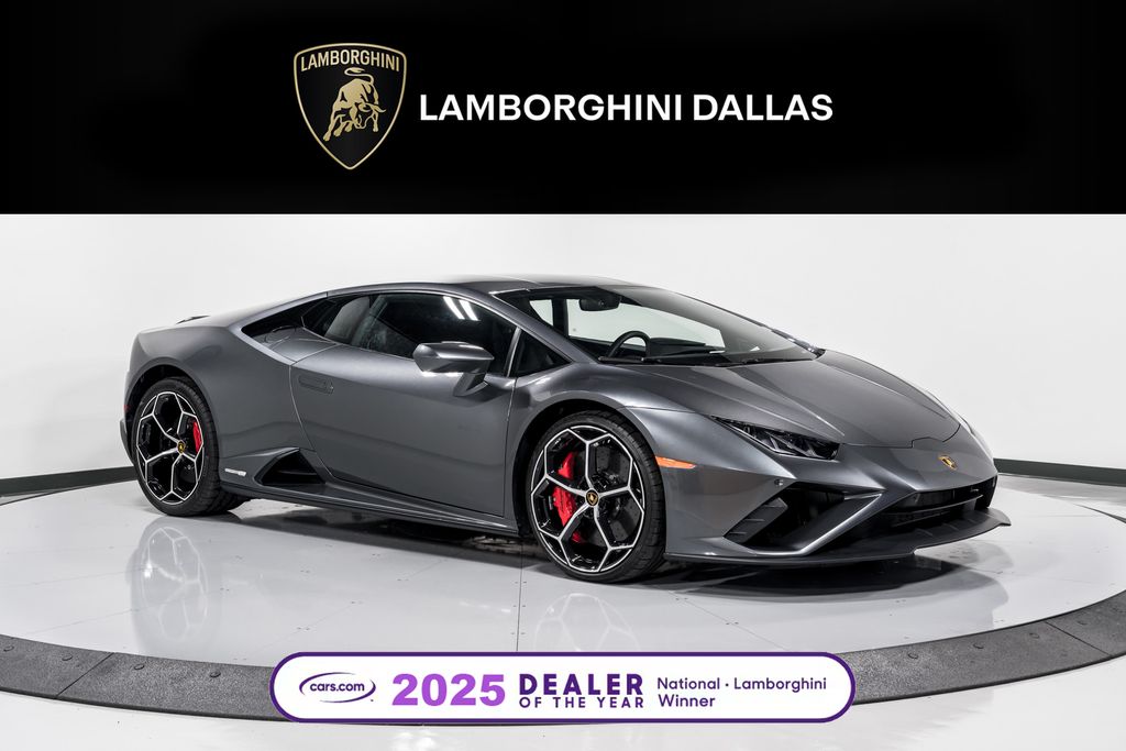 2023 Lamborghini Huracan EVO's photo