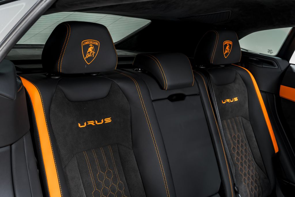 2023 Lamborghini Urus S - Photo 35