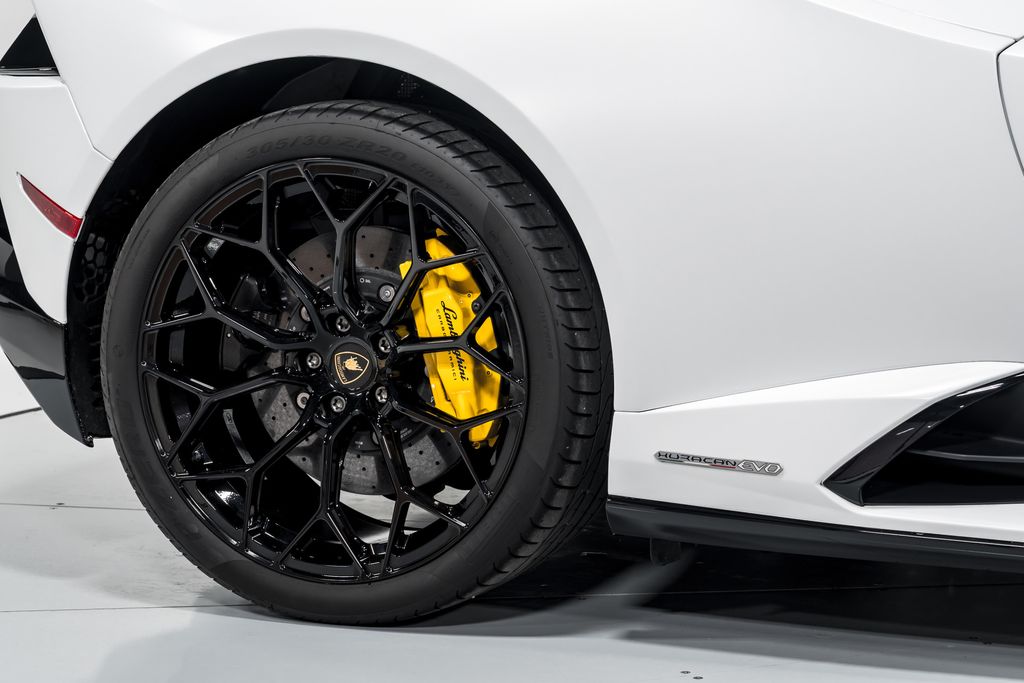 2022 Lamborghini Huracan EVO - Photo 48