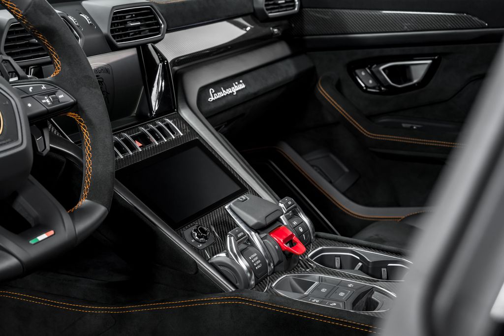 2024 Lamborghini Urus Performante - Photo 22