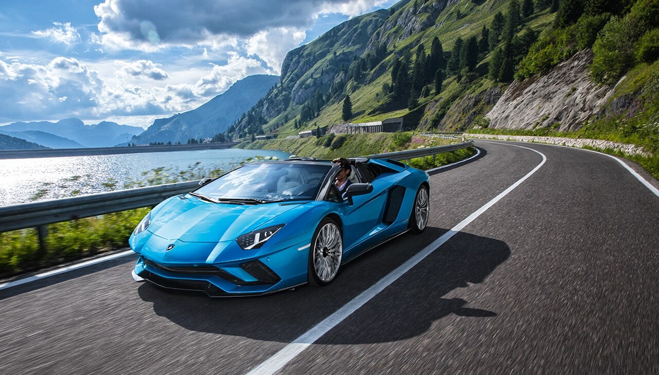 Lamborghini Aventador S Roadster LP 740-4 near Dallas TX | Richardson