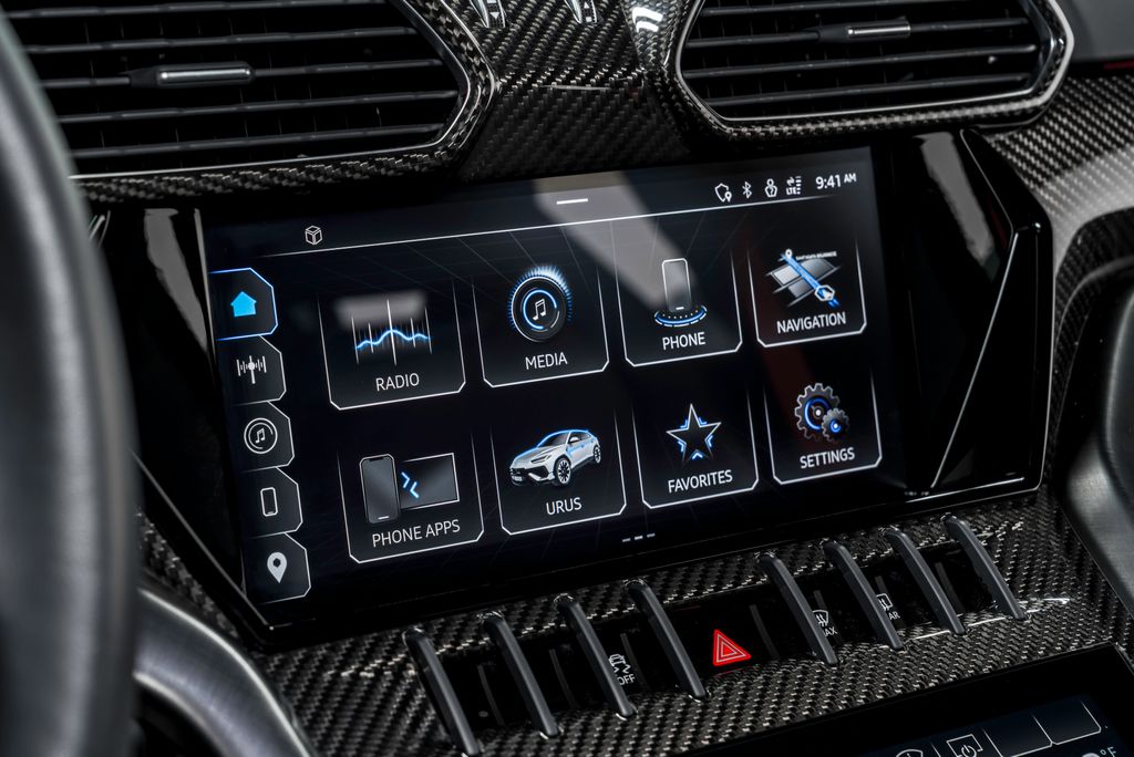 used 2023 Lamborghini Urus car, priced at $248,999