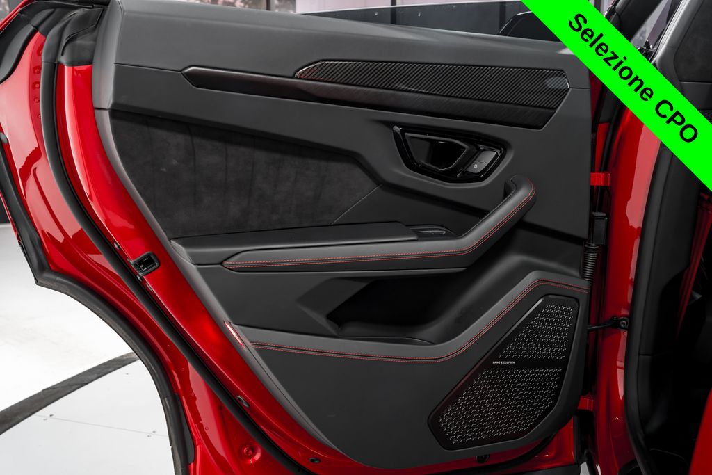 2023 Lamborghini Urus S - Photo 29