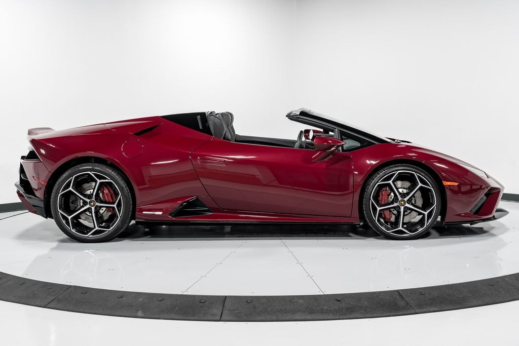 Used 2022 Lamborghini Huracan EVO Spyder RWD Convertible