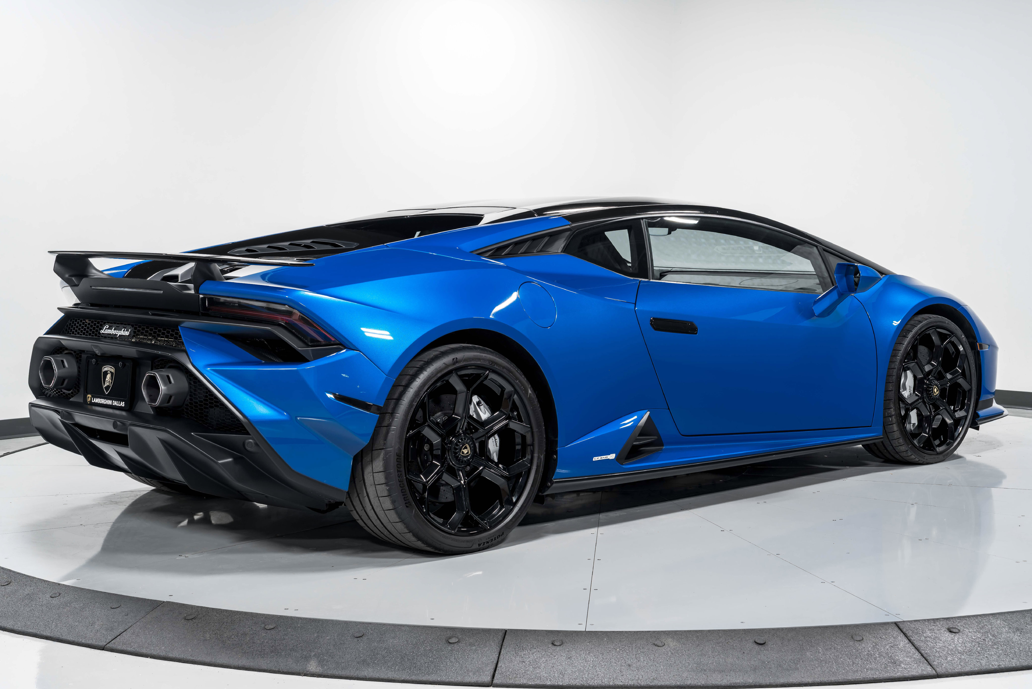 Used 2023 Lamborghini Huracan Tecnica Coupe