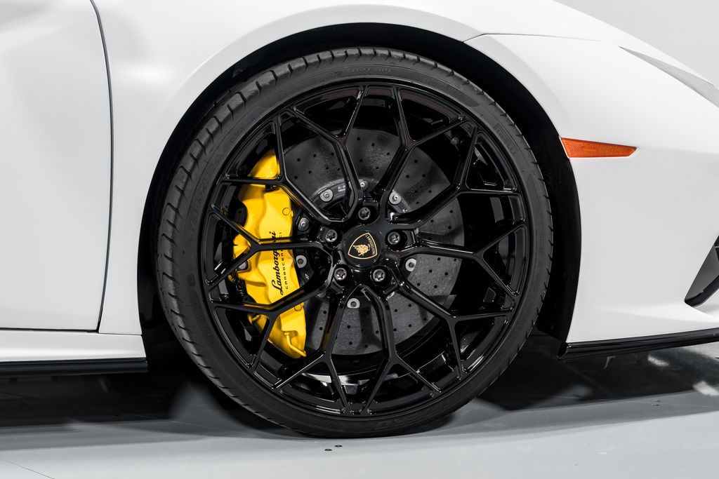 2022 Lamborghini Huracan EVO - Photo 46