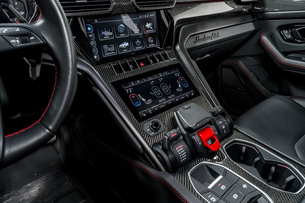 used 2023 Lamborghini Urus car, priced at $248,999