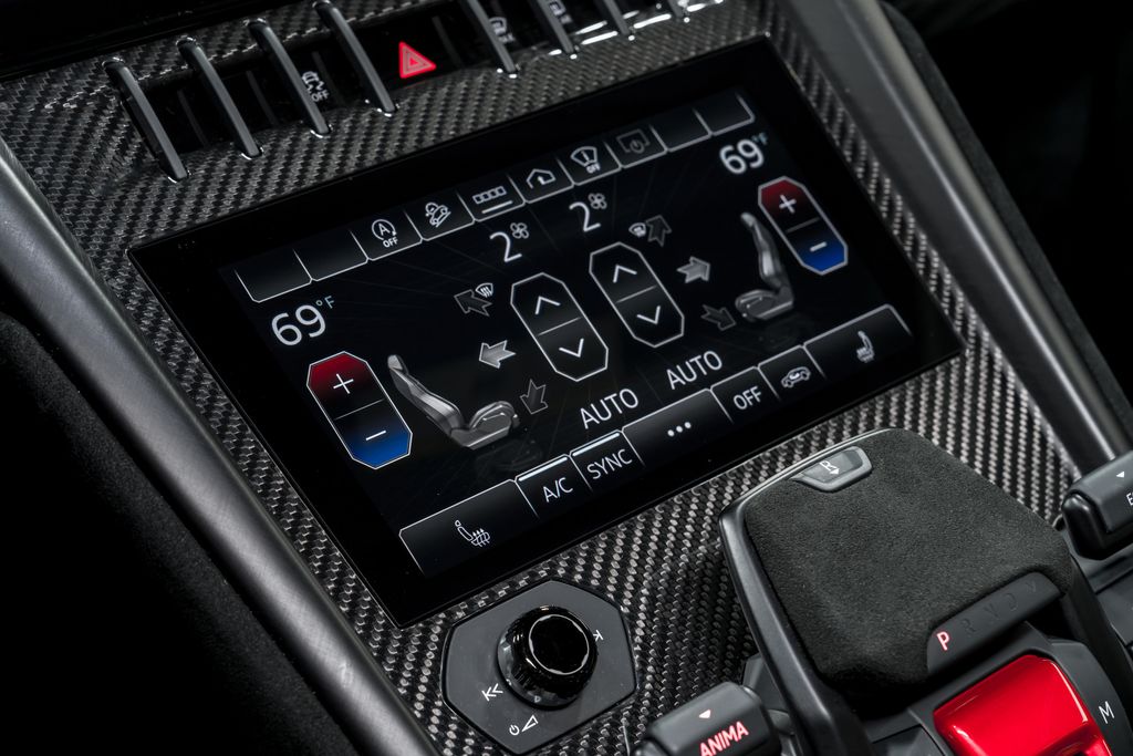 2024 Lamborghini Urus Performante - Photo 28