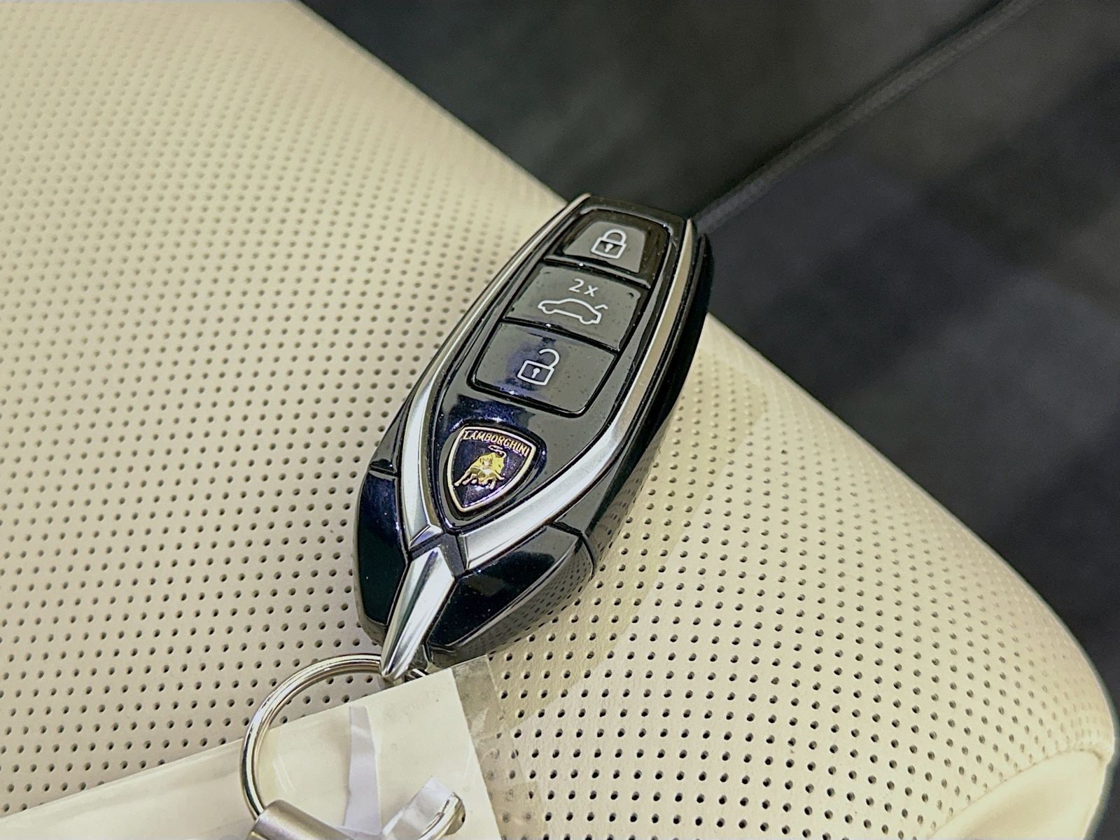 2024 Lamborghini Urus S - Photo 69