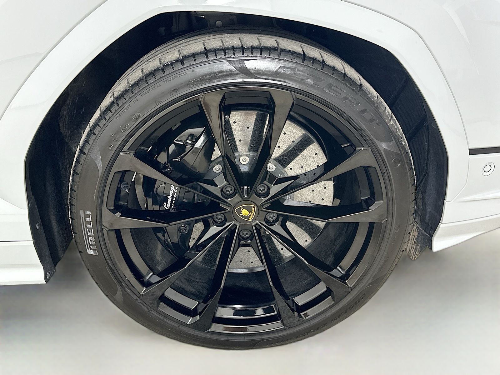 2024 Lamborghini Urus S - Photo 11