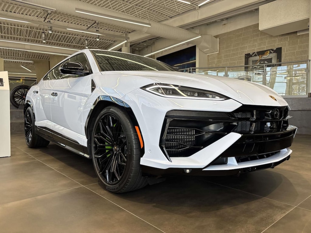 New 2025 Lamborghini Urus SE SUV