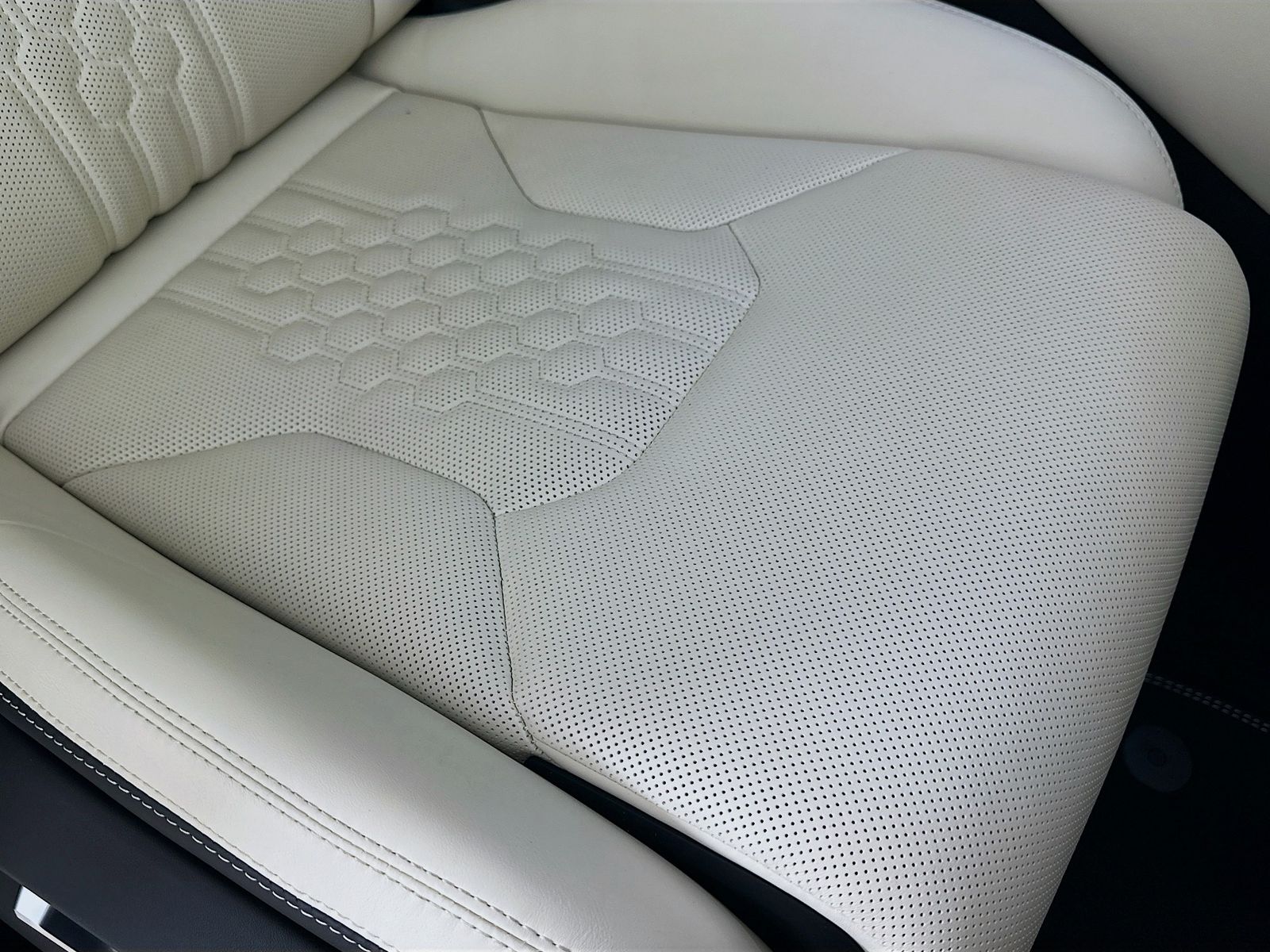 2024 Lamborghini Urus S - Photo 70