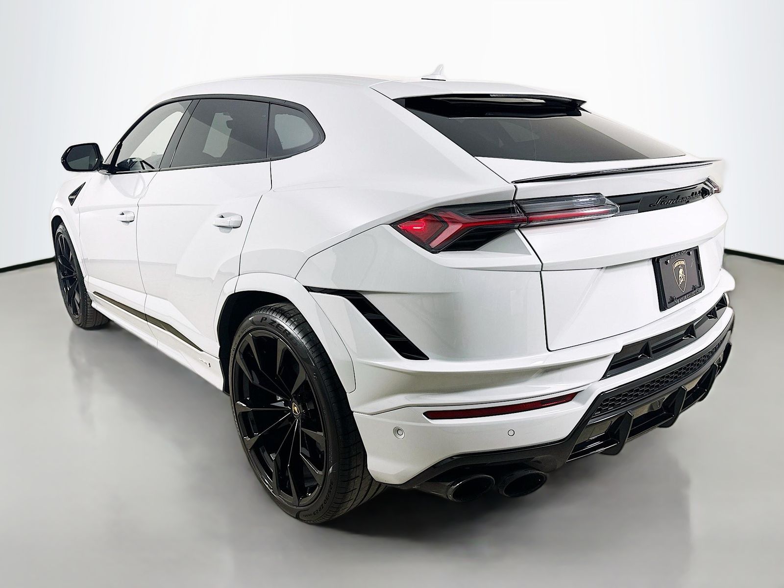 2024 Lamborghini Urus S - Photo 7