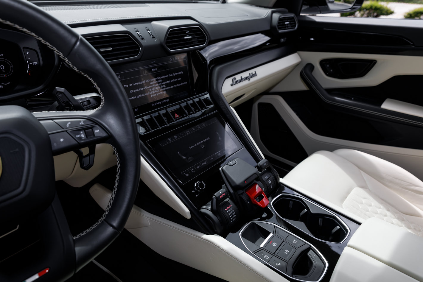 2024 Lamborghini Urus S - Photo 29