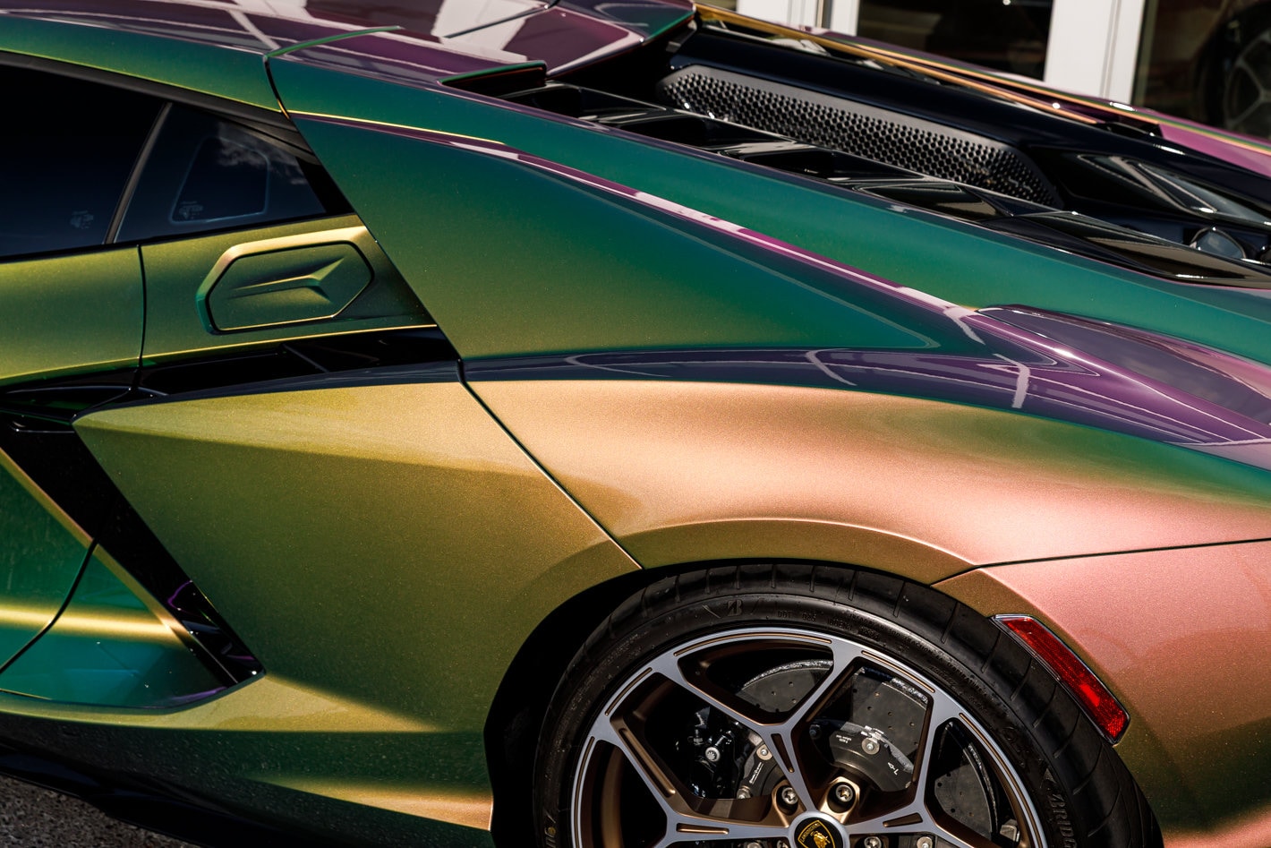 2024 Lamborghini Revuelto Base - Photo 35