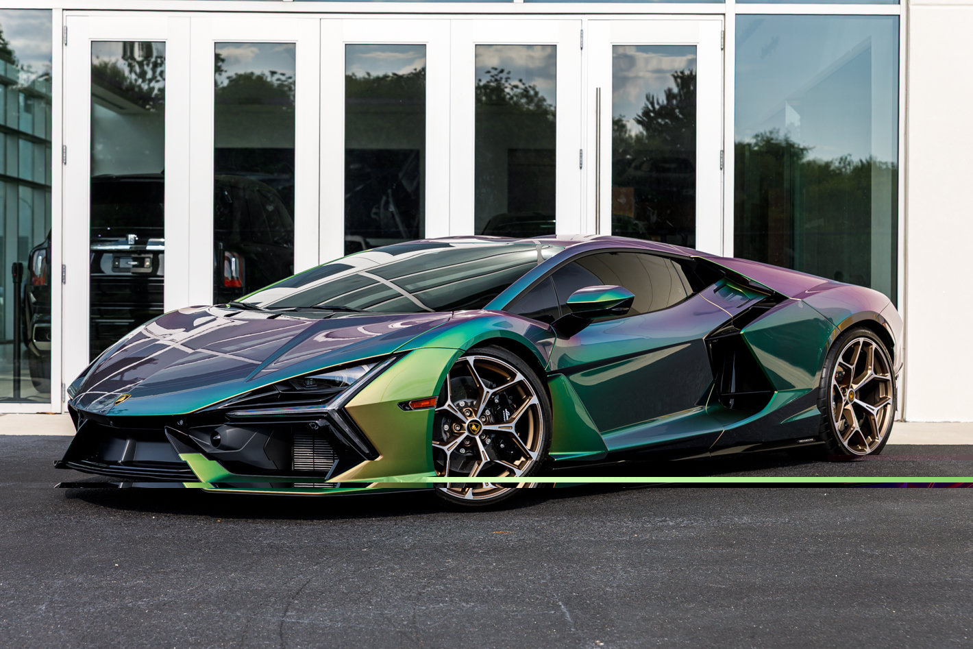 2024 Lamborghini Revuelto Base - Photo 20