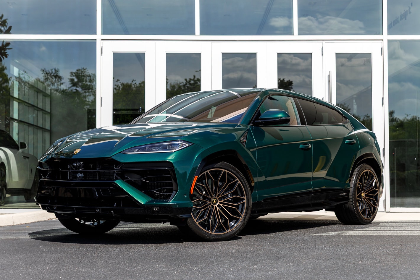 2025 Lamborghini Urus SE