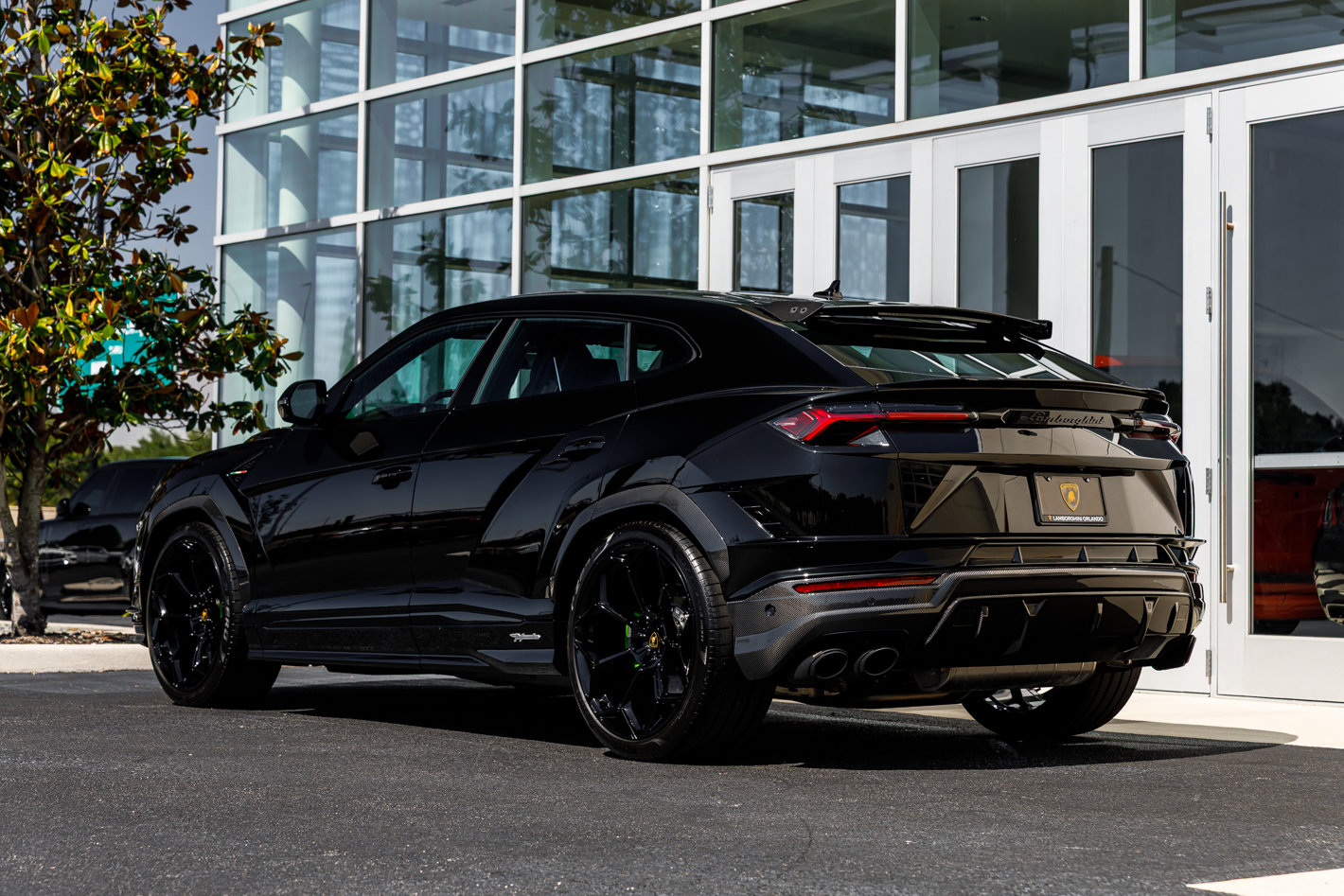 2024 Lamborghini Urus Performante - Photo 8