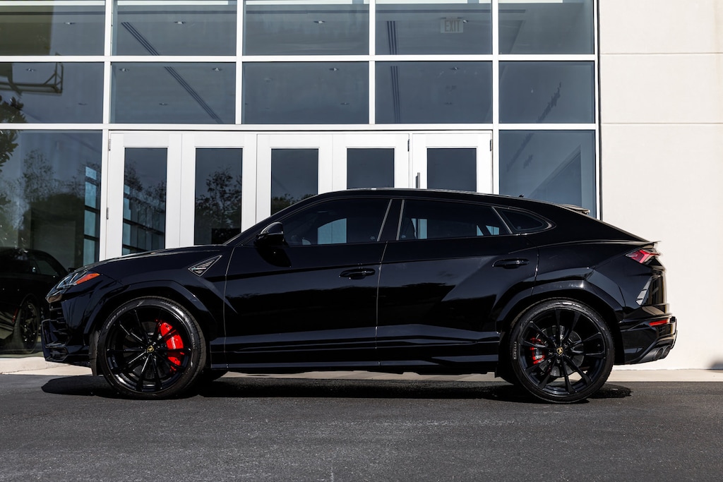 Certified 2022 Lamborghini Urus SUV