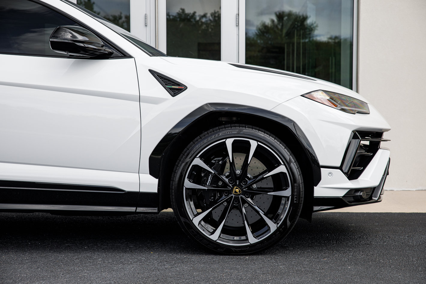 2024 Lamborghini Urus S - Photo 22