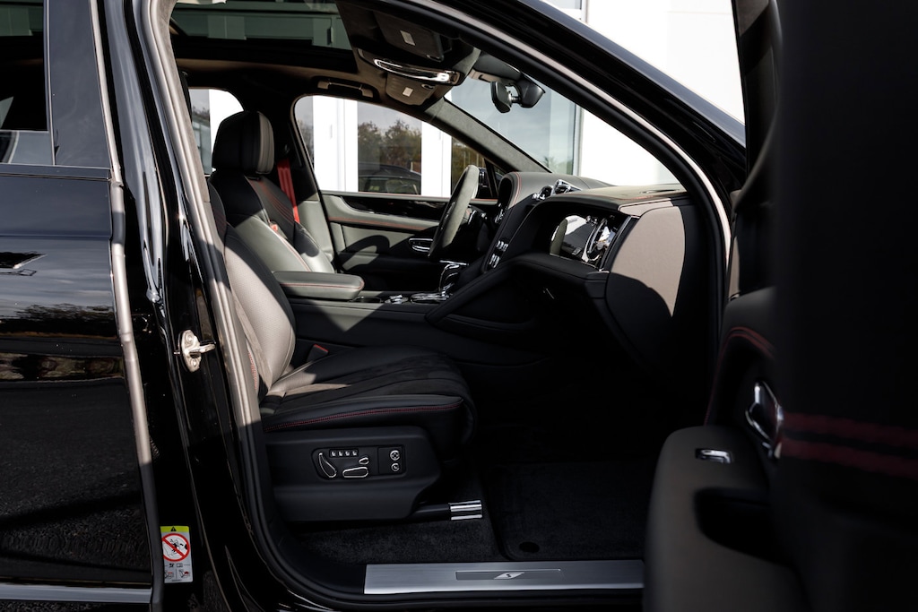 Used 2024 Bentley Bentayga V8 SUV