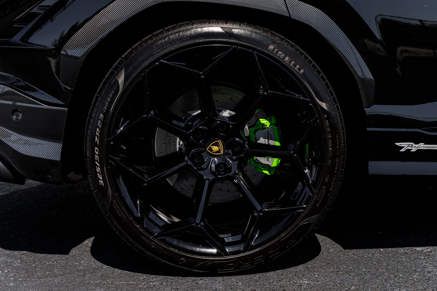 2024 Lamborghini Urus Performante - Photo 21