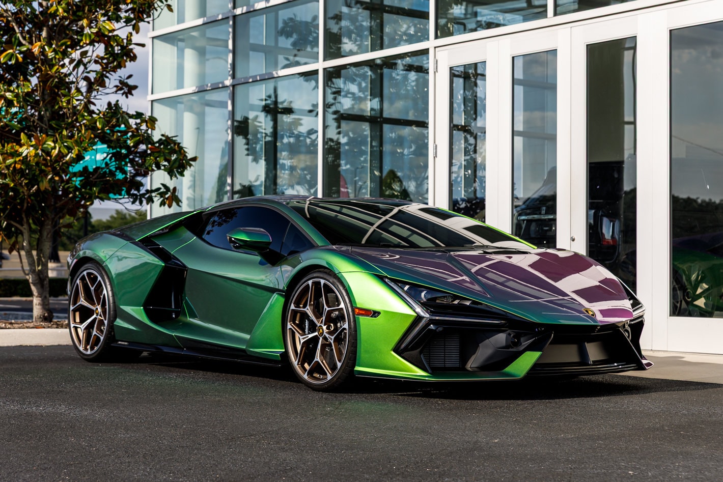 2024 Lamborghini Revuelto Base - Photo 29