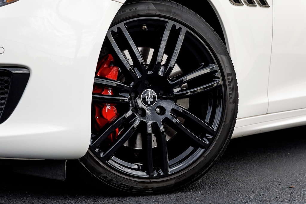 Used 2022 Maserati Quattroporte Modena Q4 Sedan