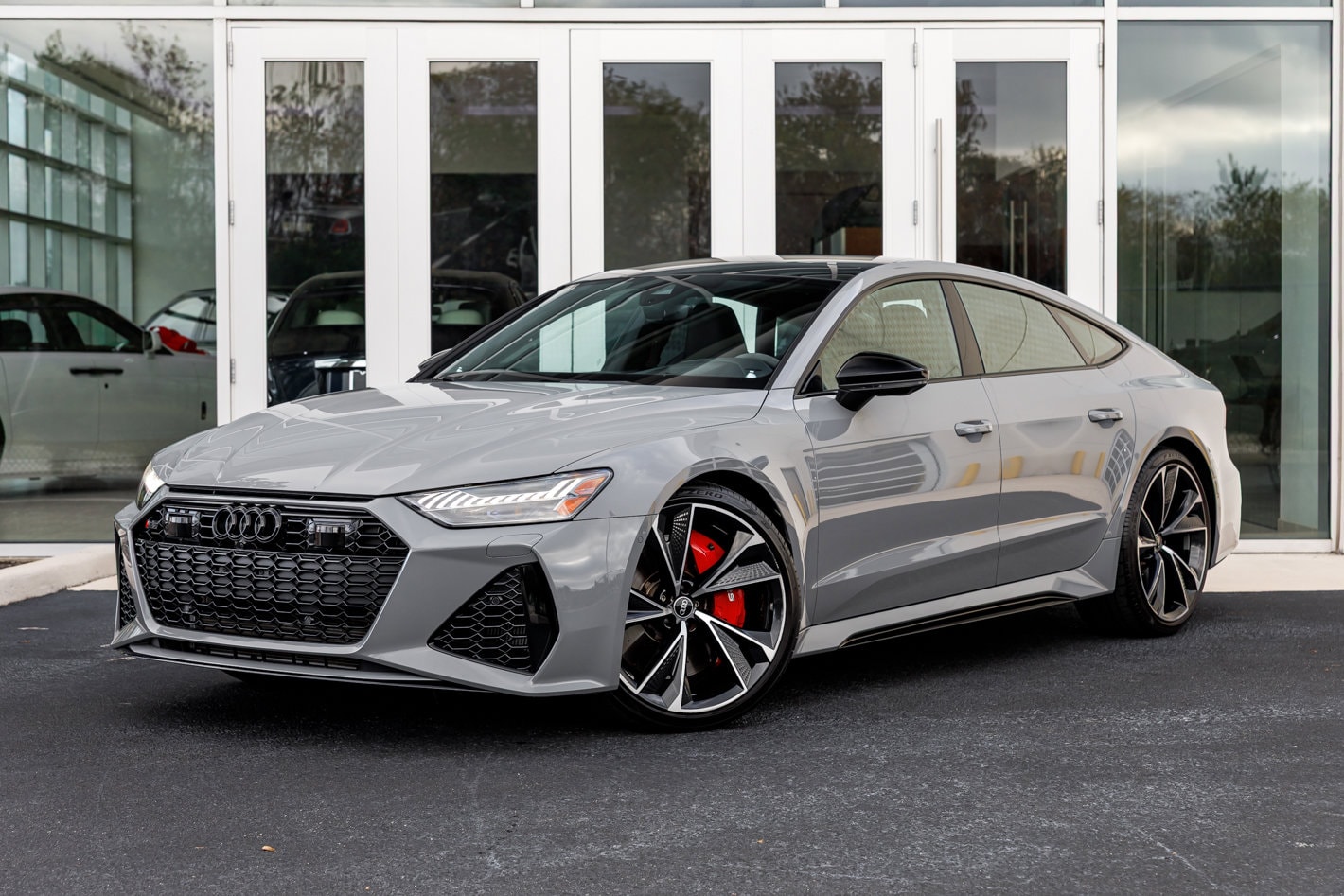 2023 Audi RS 7 Base's photo