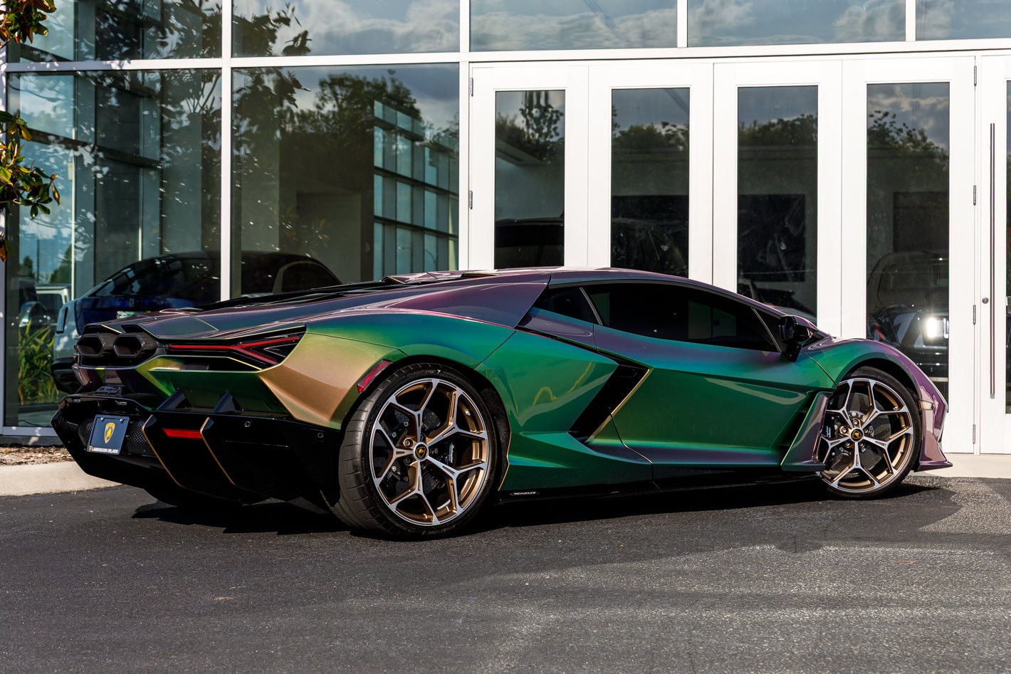 2024 Lamborghini Revuelto Base - Photo 38