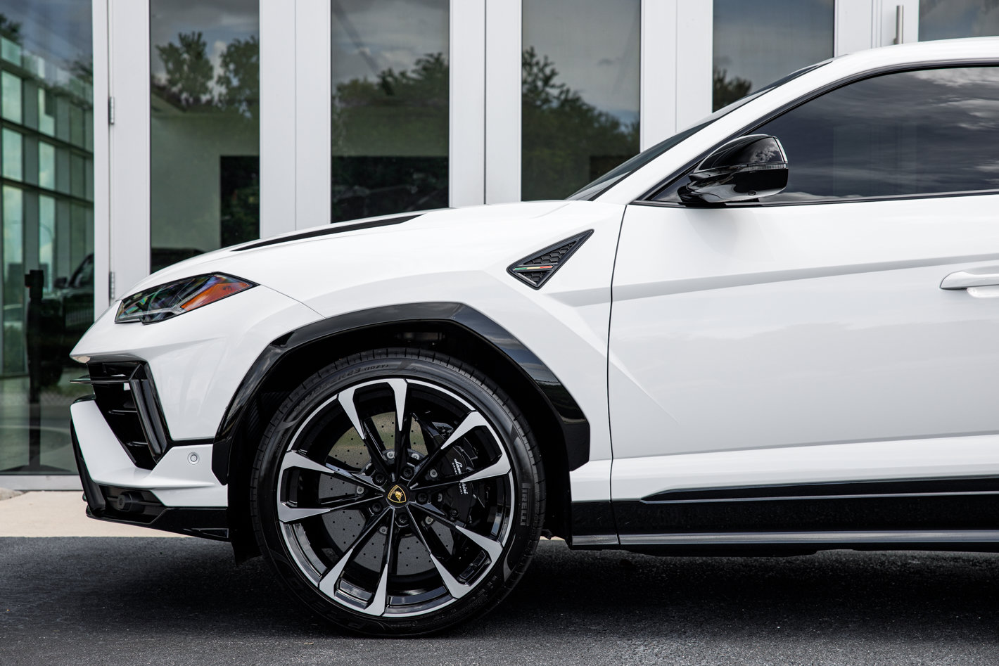 2024 Lamborghini Urus S - Photo 9